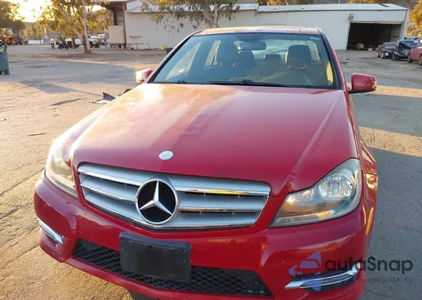 2013 Mercedes-Benz C 250 Sport from USA, damaged, VIN WDDGF4HB5DA795059